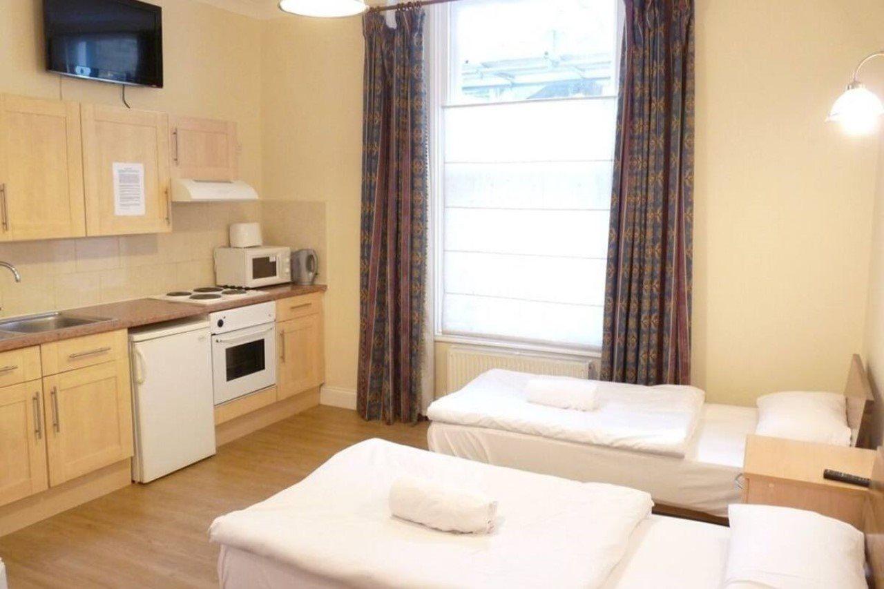 Earls Court Studios Лондон Экстерьер фото