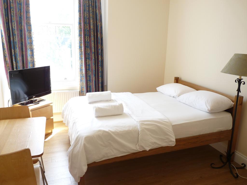 Earls Court Studios Лондон Экстерьер фото