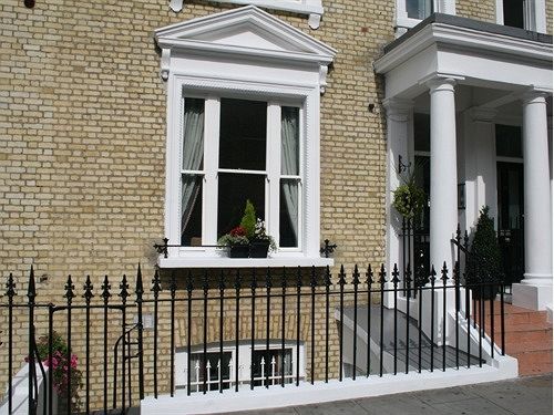 Earls Court Studios Лондон Экстерьер фото