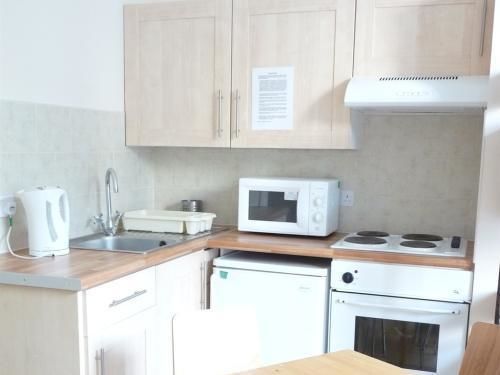 Earls Court Studios Лондон Экстерьер фото